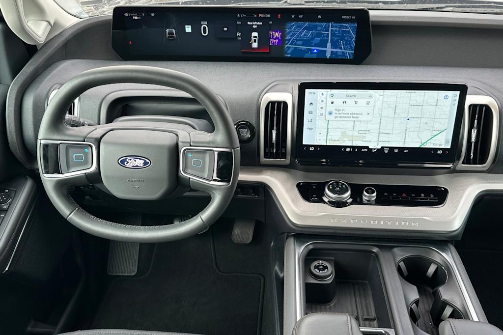 Thumbnail: 2025 Ford Expedition - 8