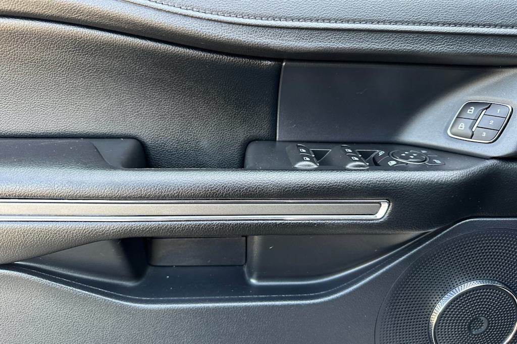 2020 Ford Expedition XLT - Photo 20