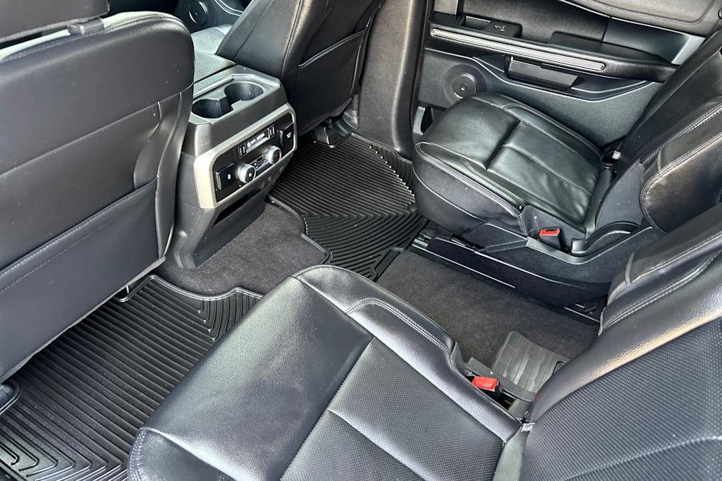 2020 Ford Expedition XLT - Photo 17