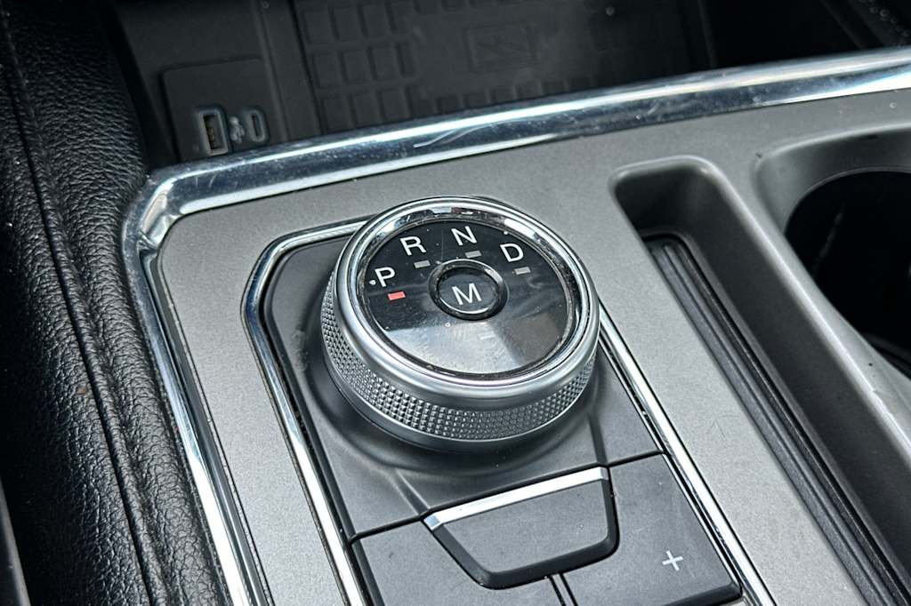 2020 Ford Expedition XLT - Photo 13