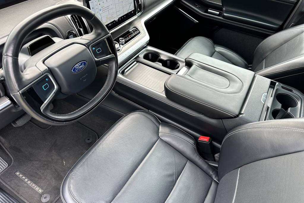 Thumbnail: 2025 Ford Expedition - 8