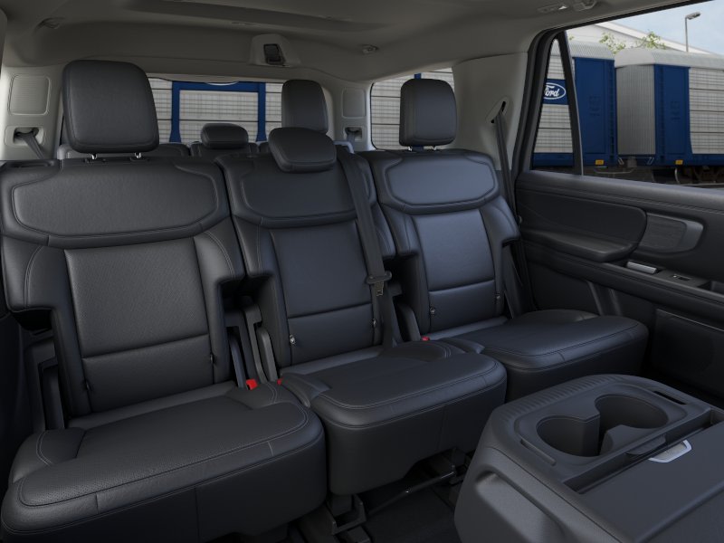 Thumbnail: 2026 Ford Expedition - 10