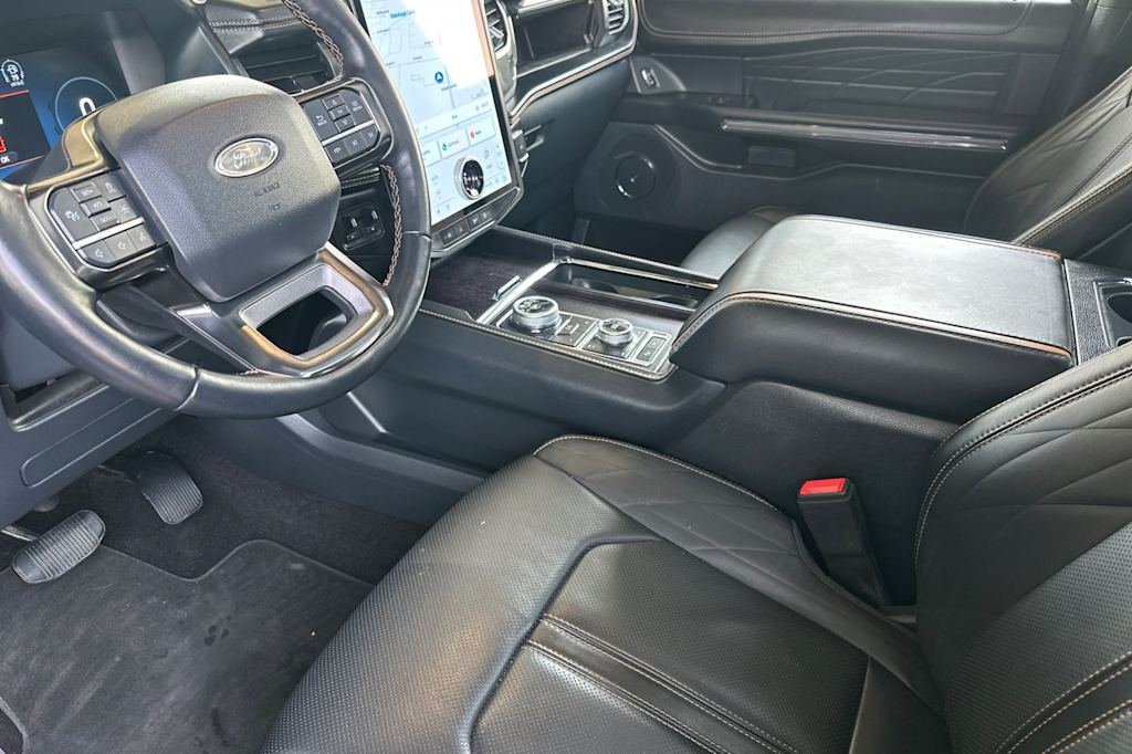 Thumbnail: 2023 Ford Expedition - 8