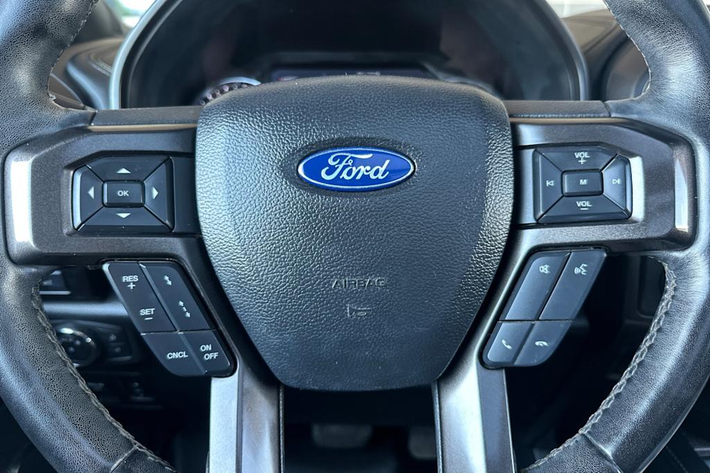 Thumbnail: 2021 Ford Expedition - 28
