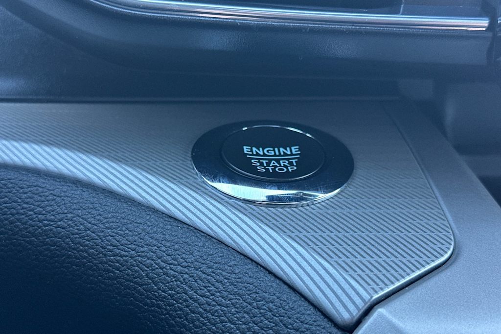 Thumbnail: 2023 Ford Explorer - 26