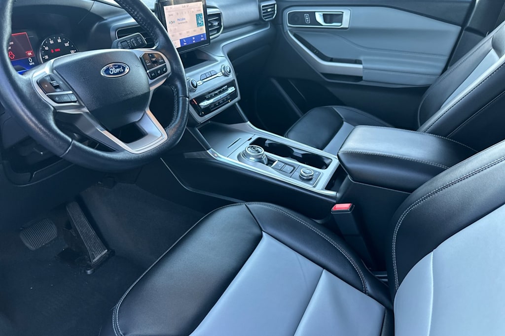 Thumbnail: 2023 Ford Explorer - 8