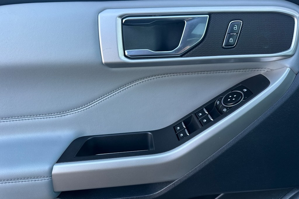 Thumbnail: 2023 Ford Explorer - 20