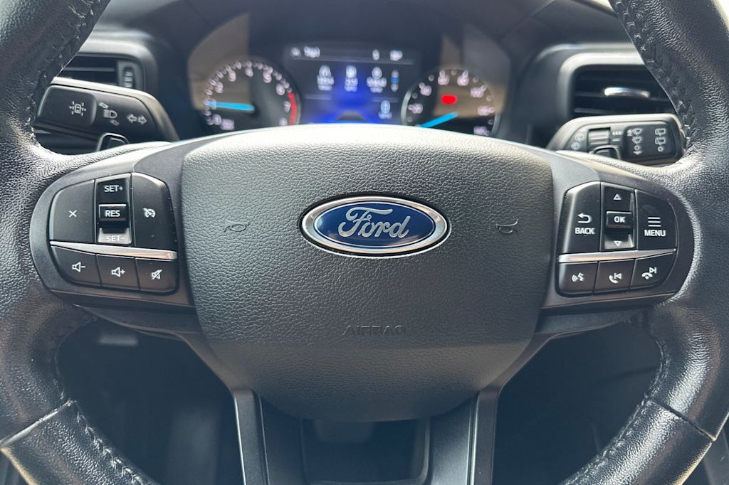 Thumbnail: 2020 Ford Explorer - 27