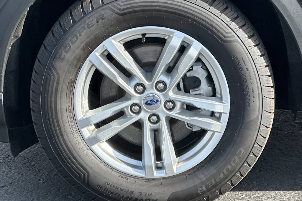 Thumbnail: 2023 Ford Explorer - 7