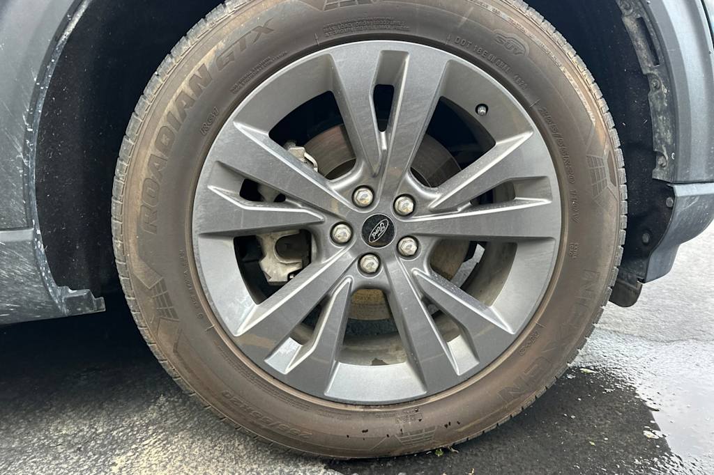 Thumbnail: 2021 Ford Explorer - 5