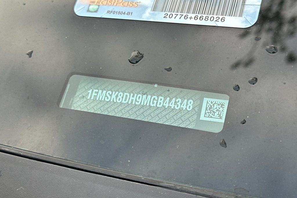 Thumbnail: 2021 Ford Explorer - 6