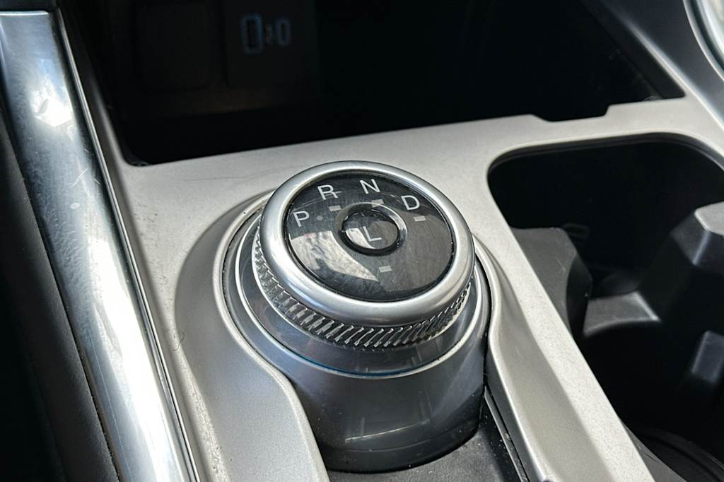 Thumbnail: 2022 Ford Explorer - 13