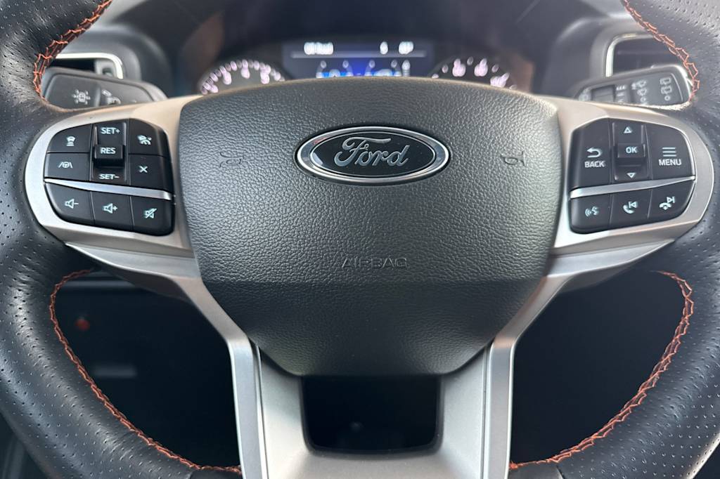 Thumbnail: 2022 Ford Explorer - 28