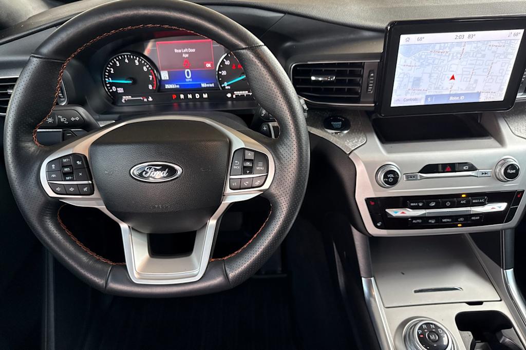Thumbnail: 2022 Ford Explorer - 8