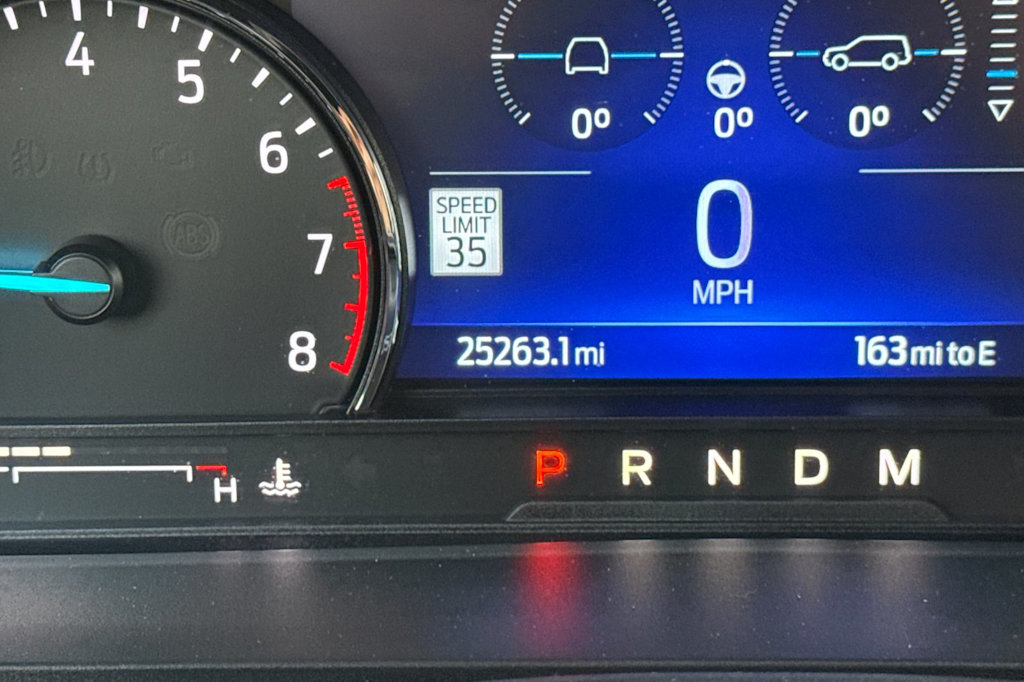 Thumbnail: 2022 Ford Explorer - 29