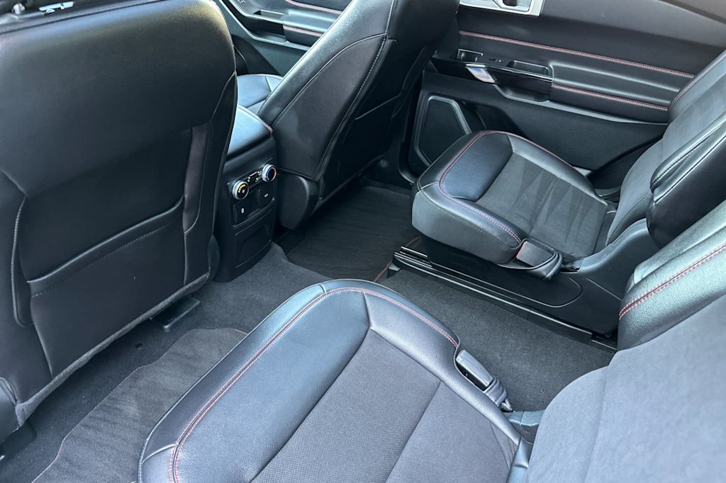 Thumbnail: 2024 Ford Explorer - 9