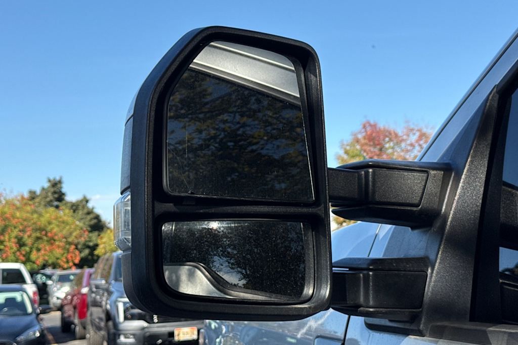 Thumbnail: 2017 Ford F-250 - 5