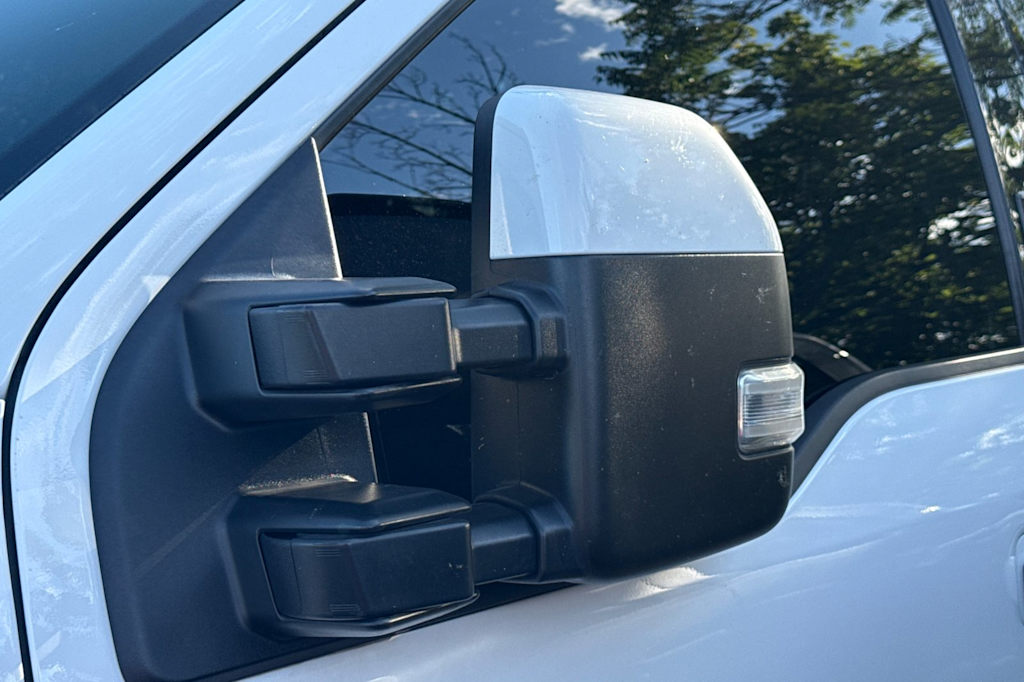 Thumbnail: 2021 Ford F-250 - 9