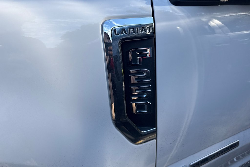 Thumbnail: 2021 Ford F-250 - 4