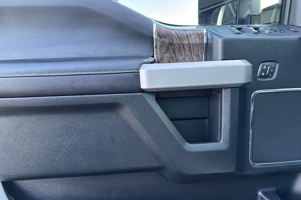 Thumbnail: 2019 Ford F-250 - 19