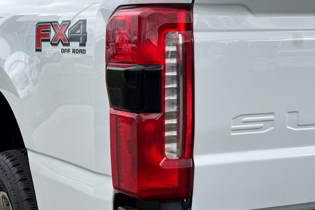 Thumbnail: 2023 Ford F-250 - 28