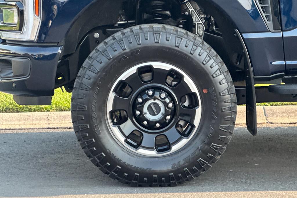 Thumbnail: 2025 Ford F-350 - 7