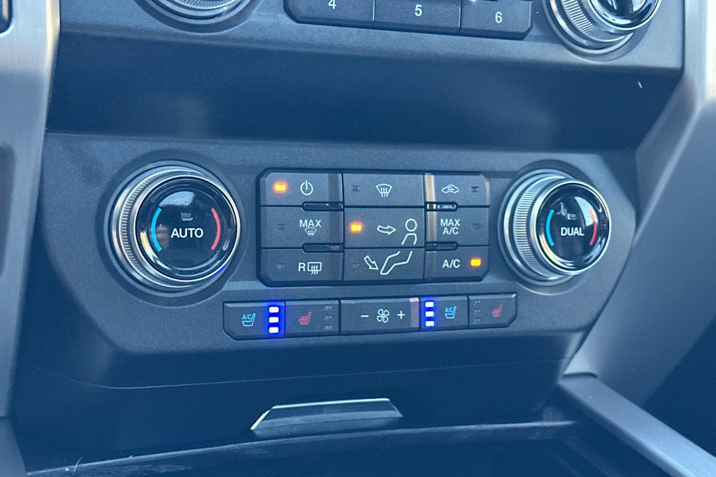 Thumbnail: 2019 Ford F-350 - 23