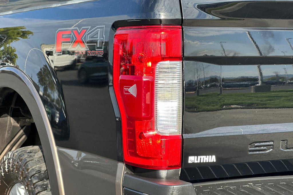 Thumbnail: 2017 Ford F-350 - 27