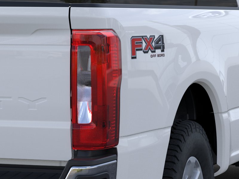 2025 Ford F-350 XLT 6
