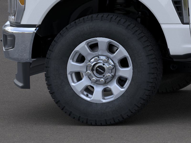 2025 Ford F-350 XLT 7