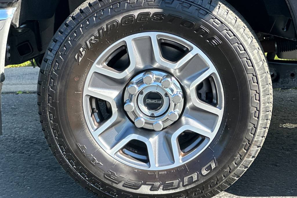 Thumbnail: 2025 Ford F-350 - 8