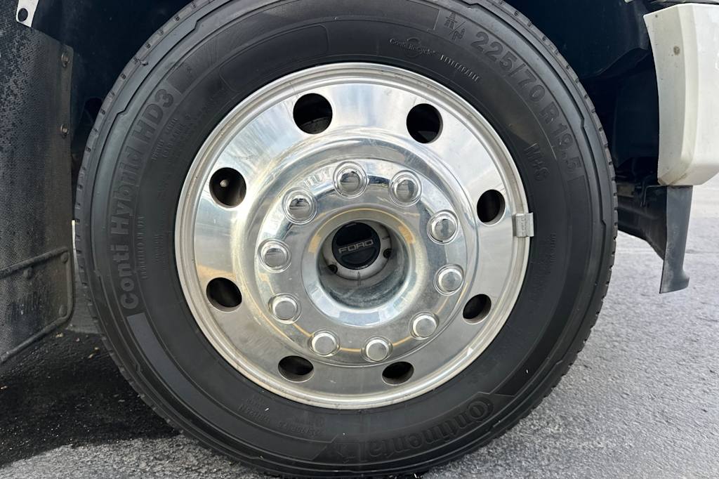 Thumbnail: 2023 Ford F-450 - 5