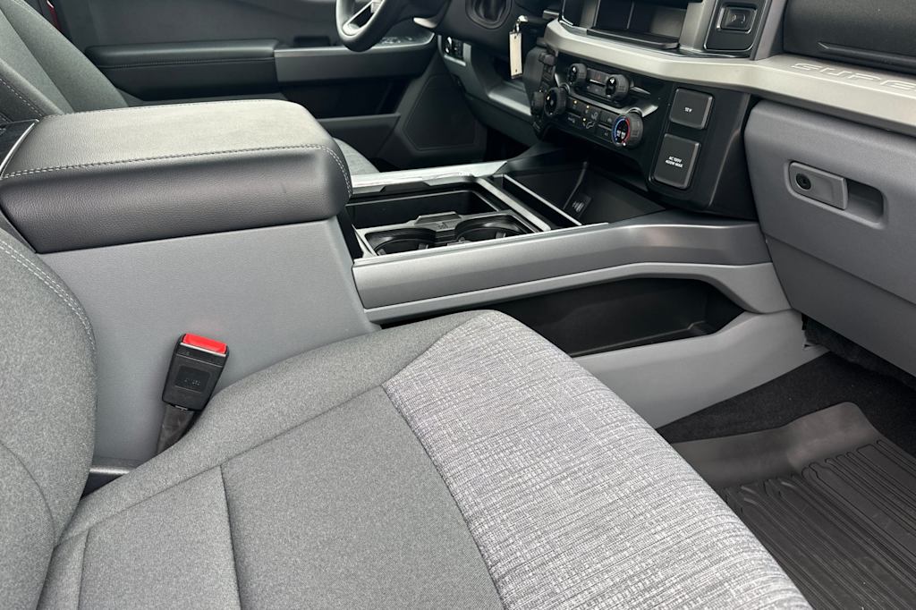 Thumbnail: 2025 Ford F-450 - 8