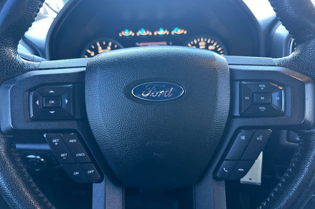 Thumbnail: 2015 Ford F-150 - 24