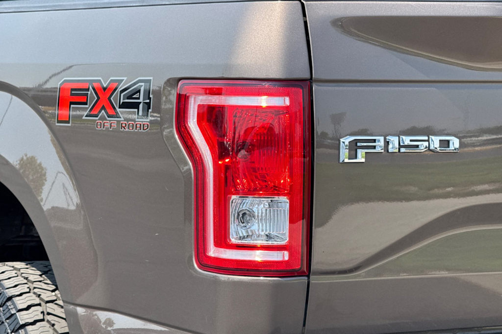 Thumbnail: 2017 Ford F-150 - 27