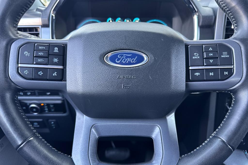 2023 Ford F-150 Lariat 26