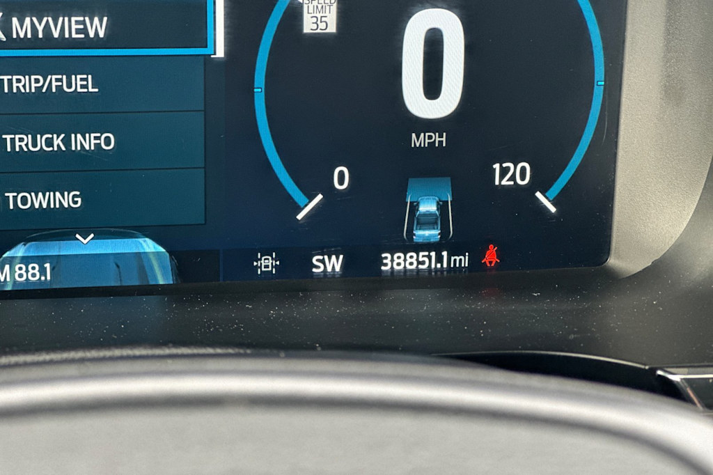 2023 Ford F-150 Lariat 27