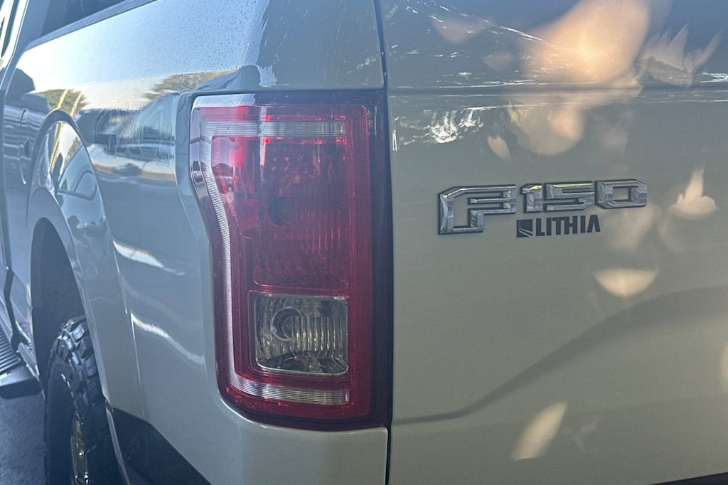 Thumbnail: 2015 Ford F-150 - 9