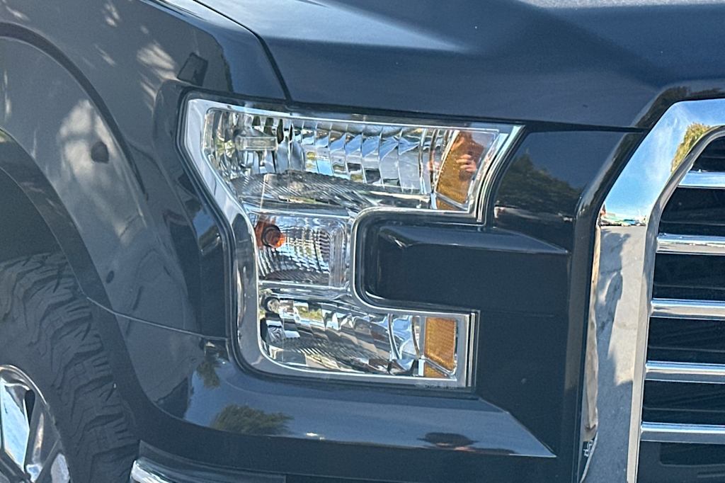 Thumbnail: 2017 Ford F-150 - 10