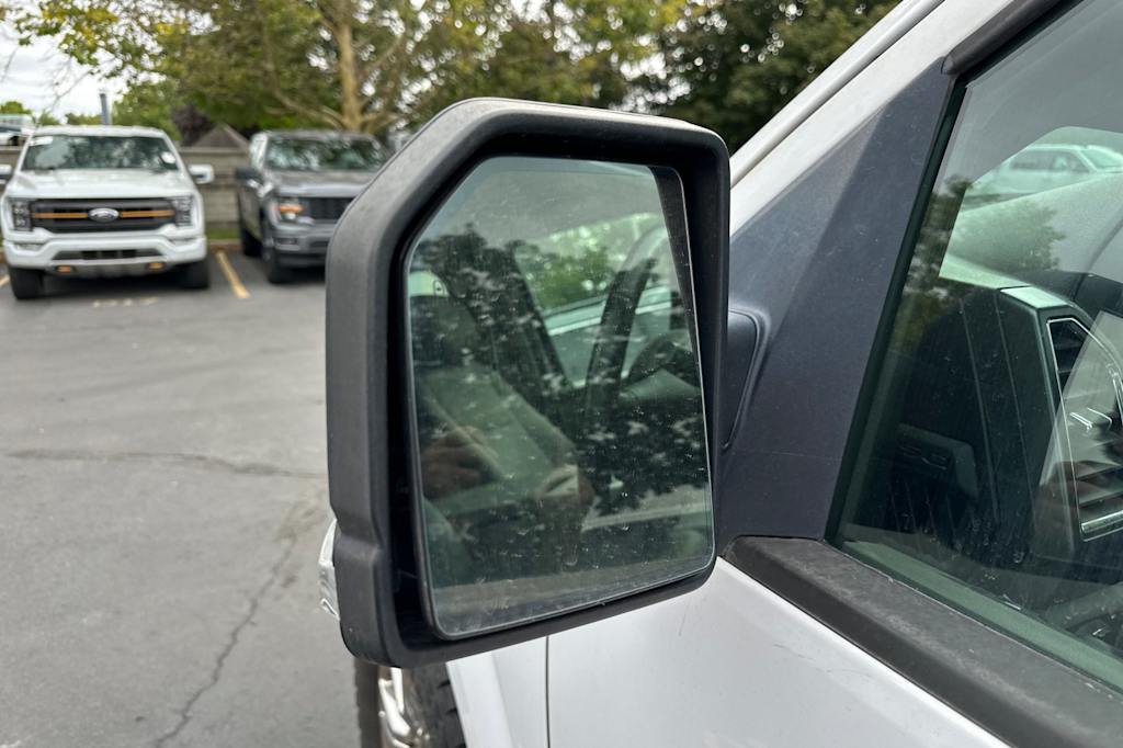 Thumbnail: 2016 Ford F-150 - 4