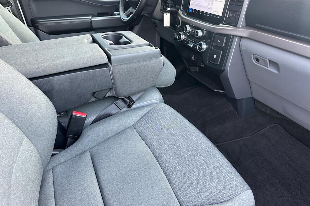 Thumbnail: 2025 Ford F-150 - 9