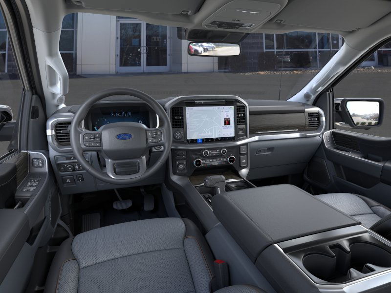 2025 Ford F-150 Lariat 2