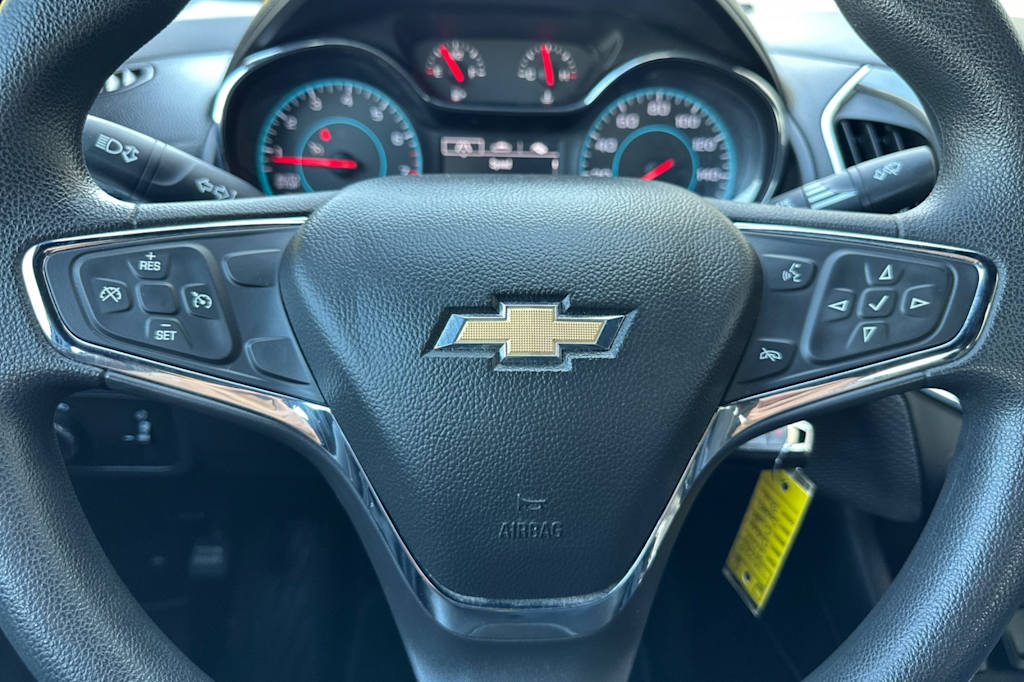 Thumbnail: 2017 Chevrolet Cruze - 24
