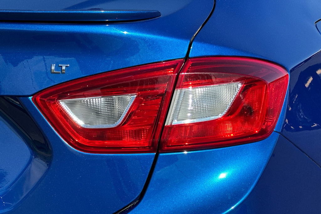 Thumbnail: 2017 Chevrolet Cruze - 26