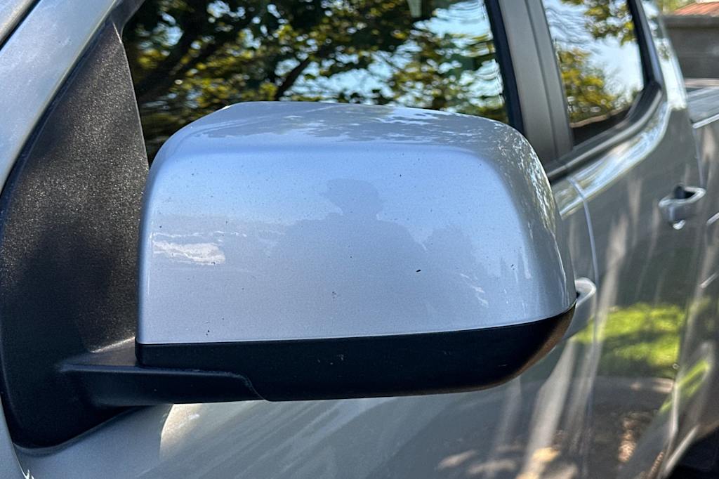 Thumbnail: 2019 Chevrolet Colorado - 8