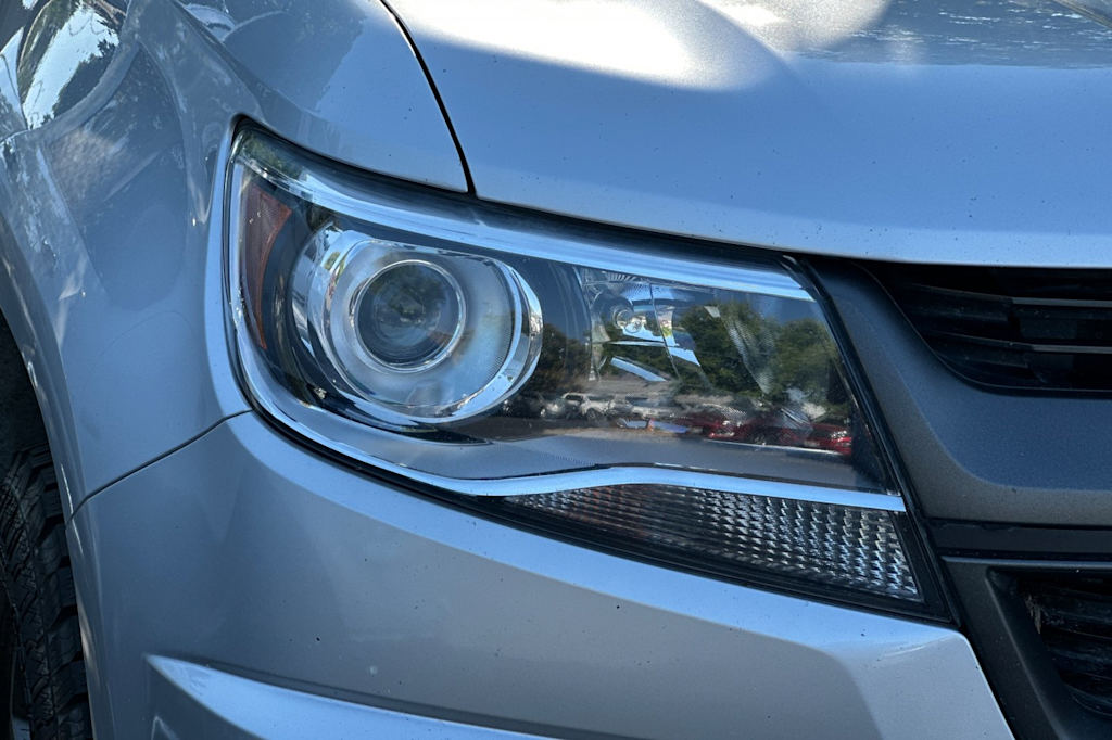 Thumbnail: 2019 Chevrolet Colorado - 10
