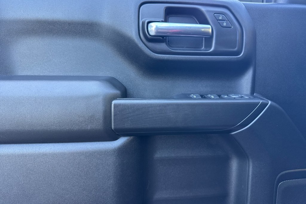 Thumbnail: 2019 Chevrolet Silverado 1500 - 19