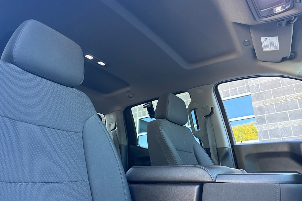 Thumbnail: 2019 Chevrolet Silverado 1500 - 21