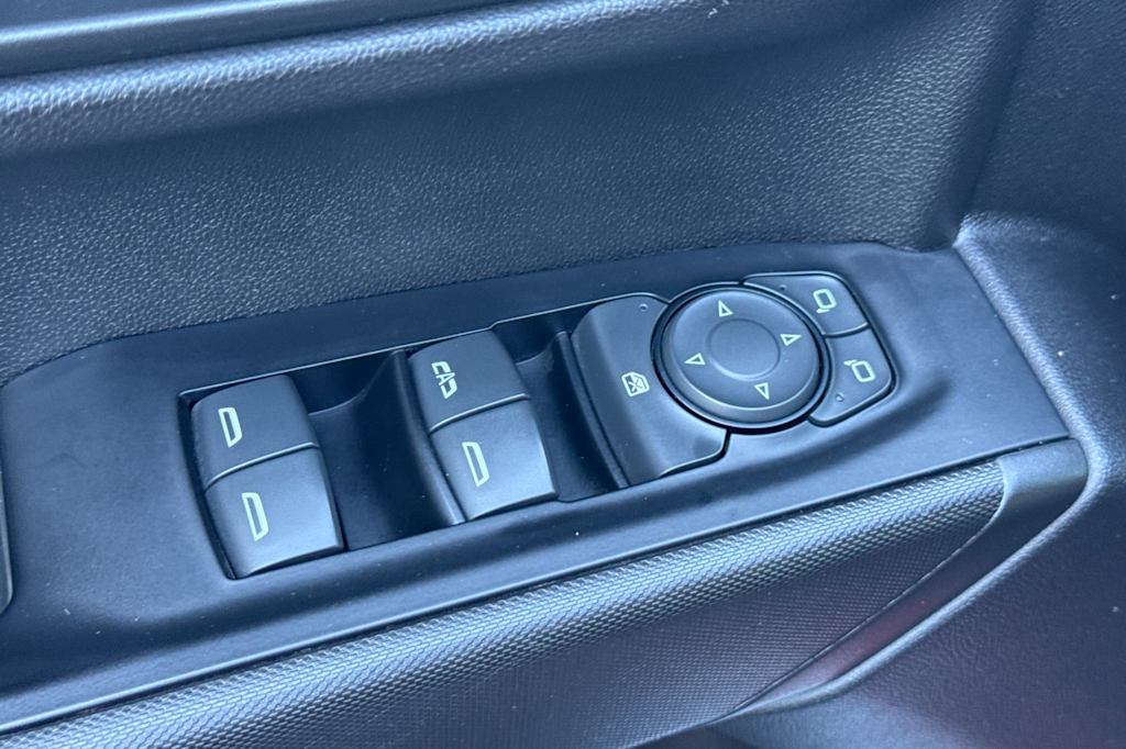 Thumbnail: 2019 Chevrolet Silverado 1500 - 20