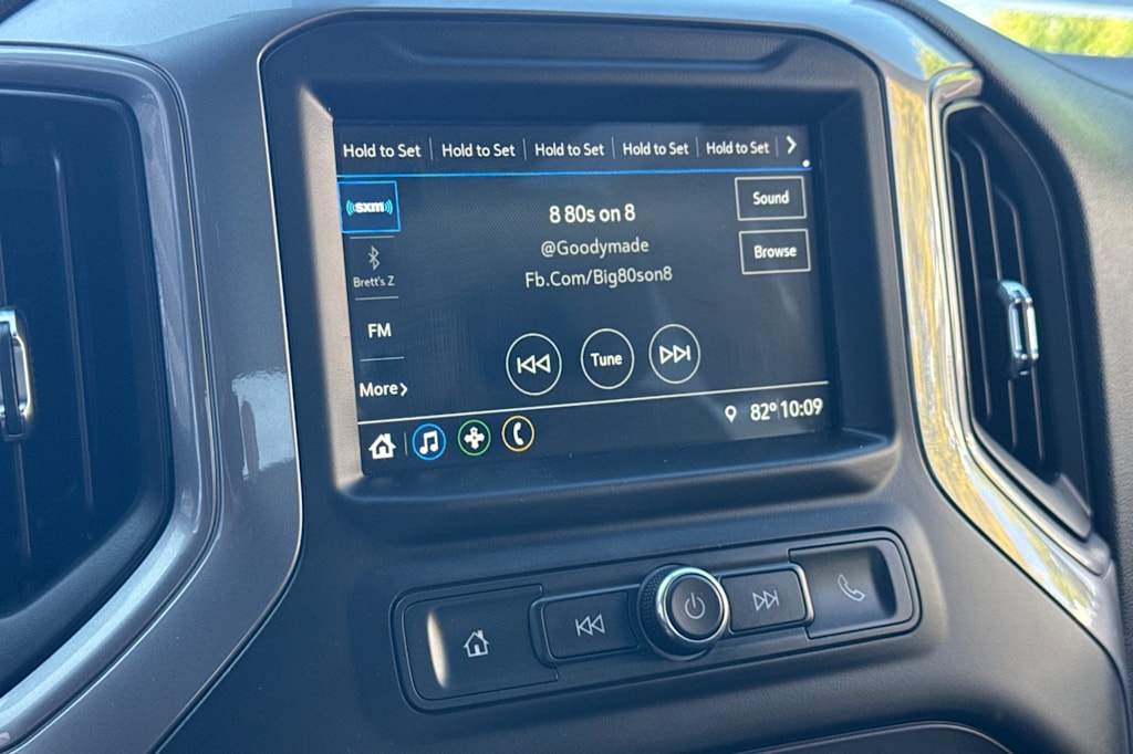 Thumbnail: 2019 Chevrolet Silverado 1500 - 13